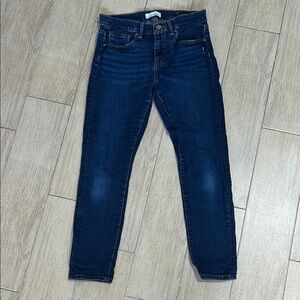 LOFT Dark Blue Skinny Jeans Classic Style Sz 6 Waist 28